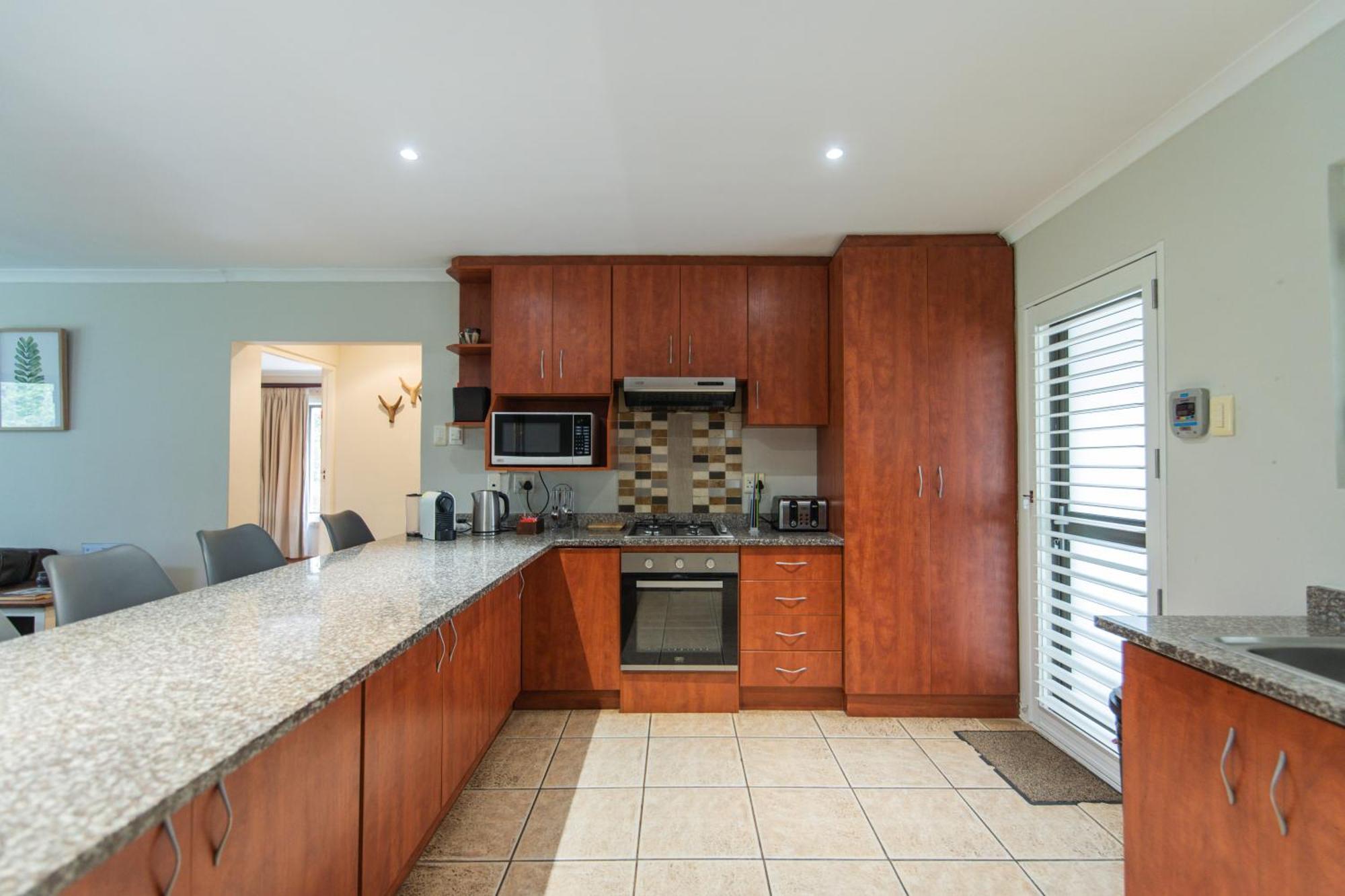 Thunzi Bush Lodge Beachview Bagian luar foto