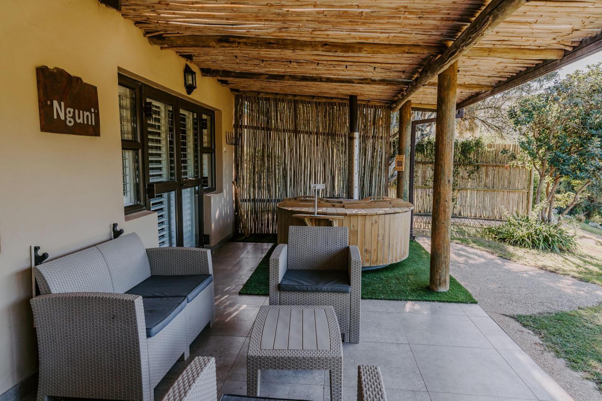 Thunzi Bush Lodge Beachview Bagian luar foto