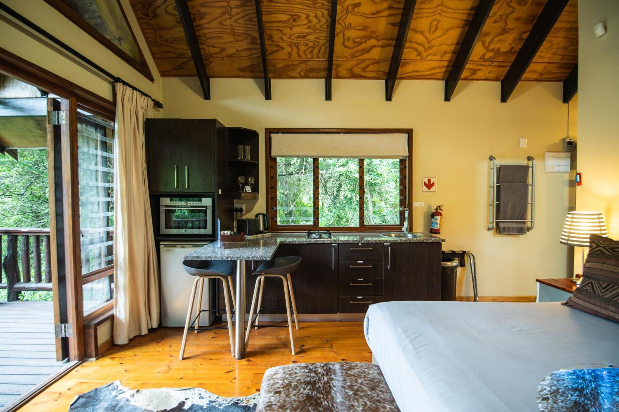 Thunzi Bush Lodge Beachview Bagian luar foto
