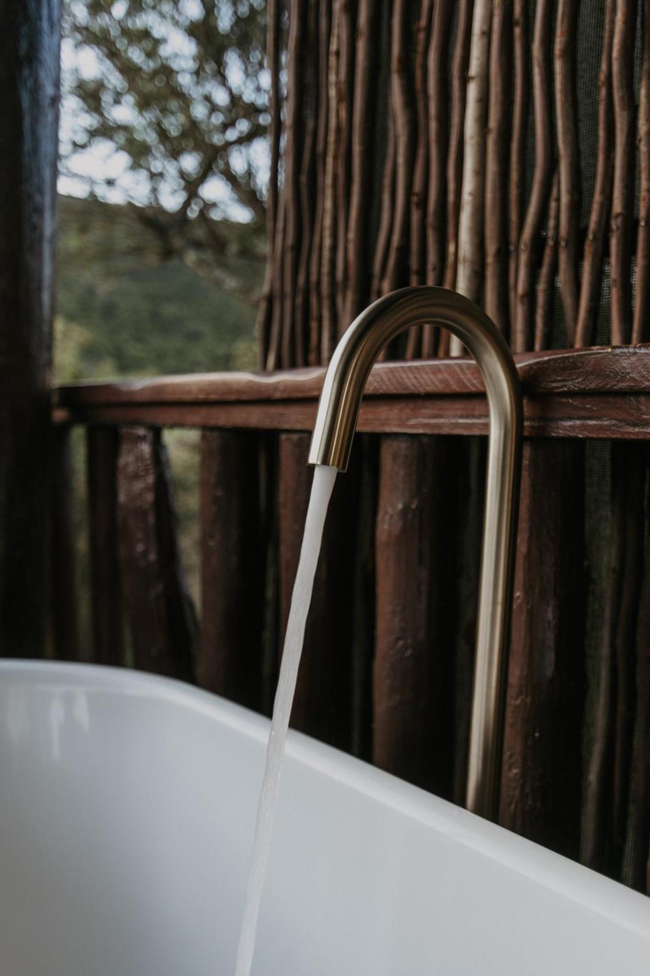 Thunzi Bush Lodge Beachview Bagian luar foto