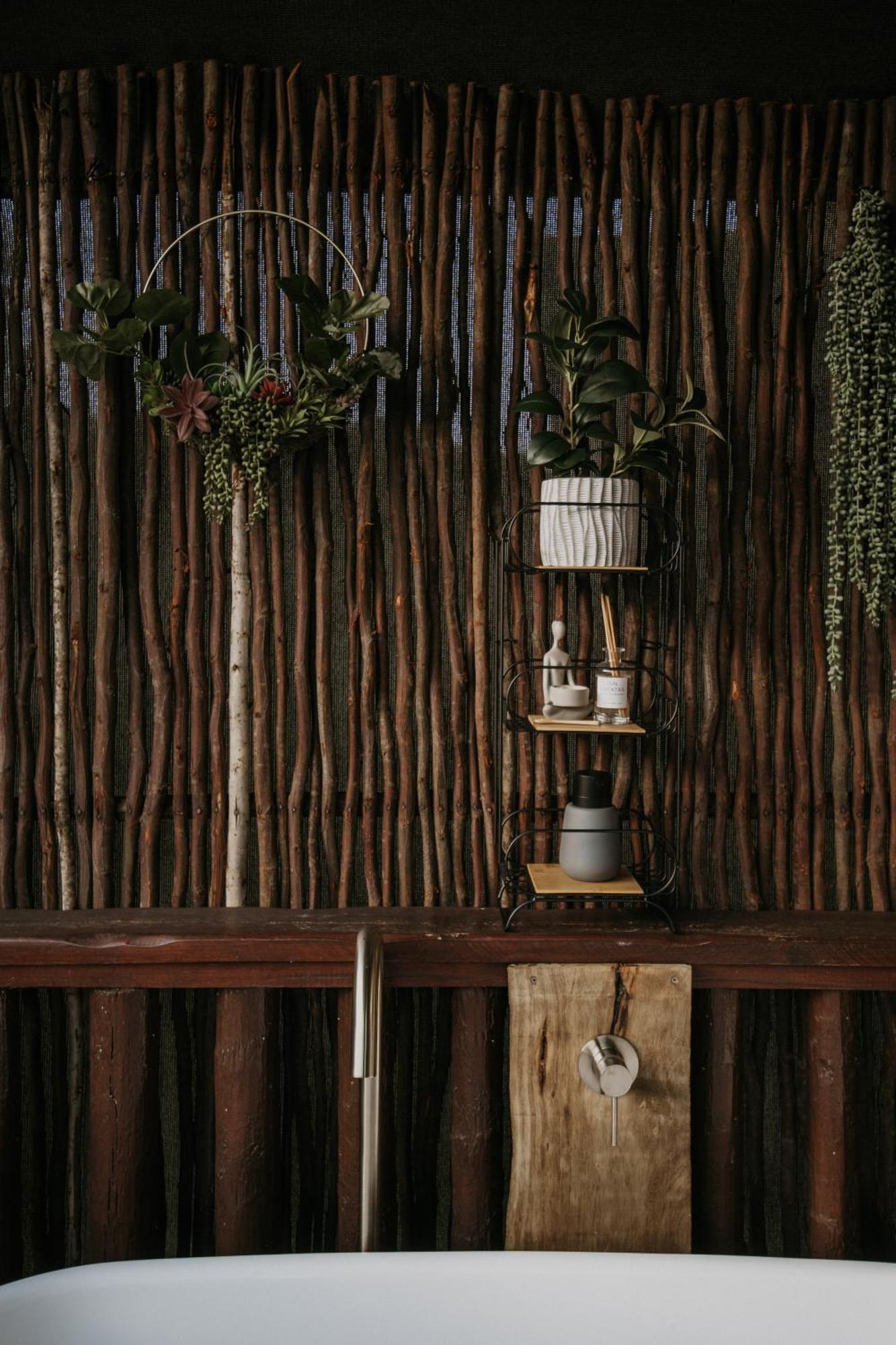 Thunzi Bush Lodge Beachview Bagian luar foto